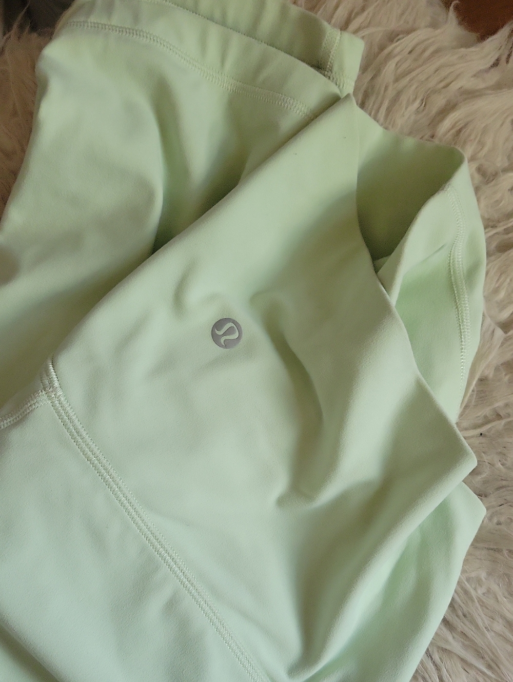 Lululemon capri bottoms